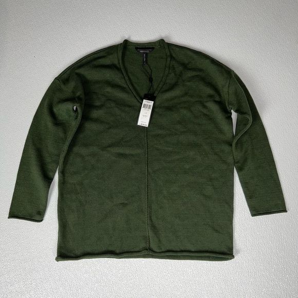 Bcbgmaxazria Olive Green V-Neck Roll Trim Pullover Sweater Size Small NWT - Picture 3 of 12